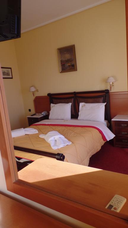 Hotel Cavo D' Oro Pireo Esterno foto